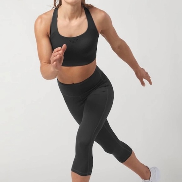 Athleta Phenomena Cross-back Bra Black 38DD (E) NWT - Picture 2 of 9